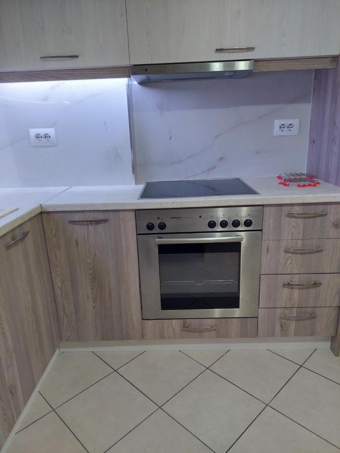 B & D Apartment Σαράντα Εξωτερικό φωτογραφία