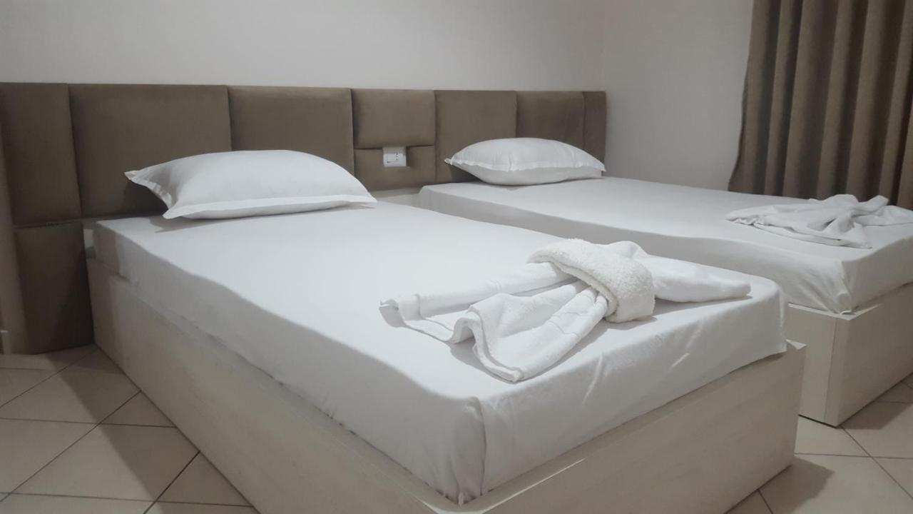 B & D Apartment Σαράντα Εξωτερικό φωτογραφία